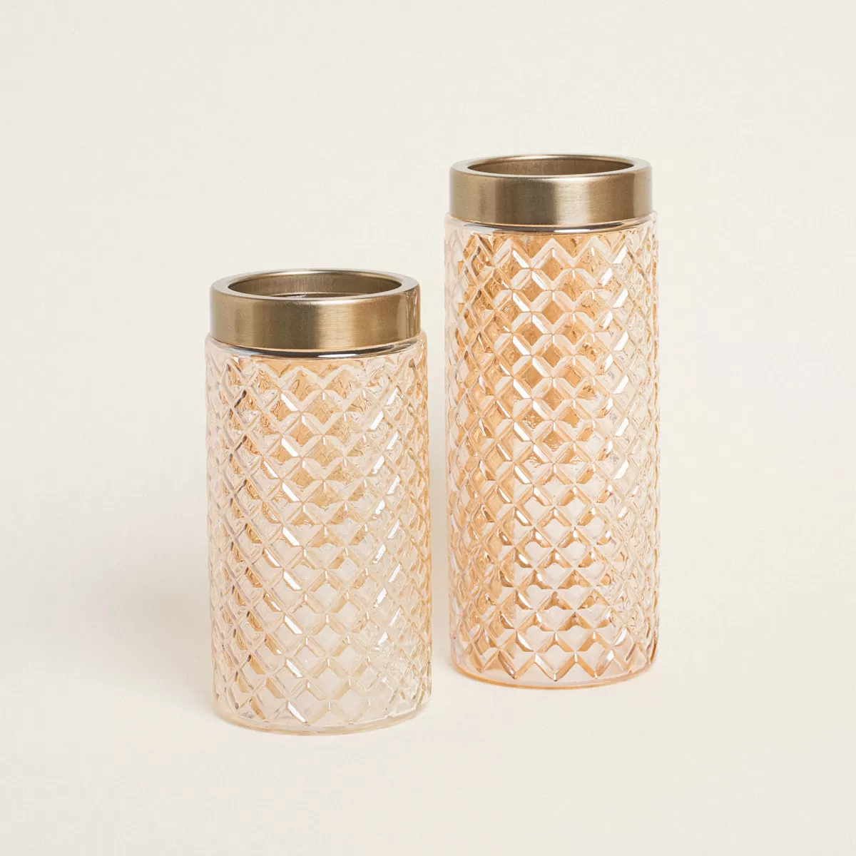 a1eee8a2-e1eb-428c-8417-e1876d1dff26_1