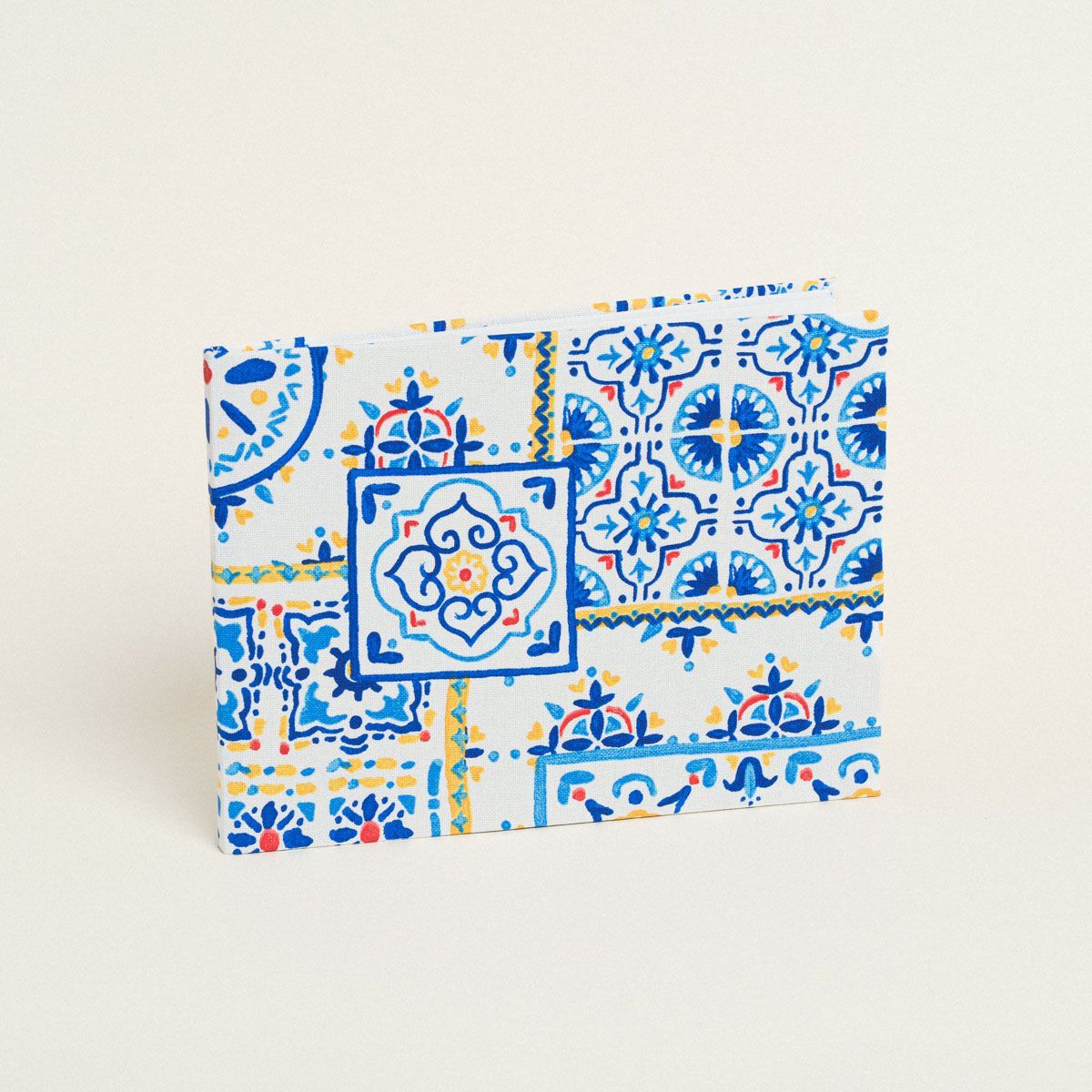 58d08ef2-fa90-47fe-96f7-d254a6bcb5a5