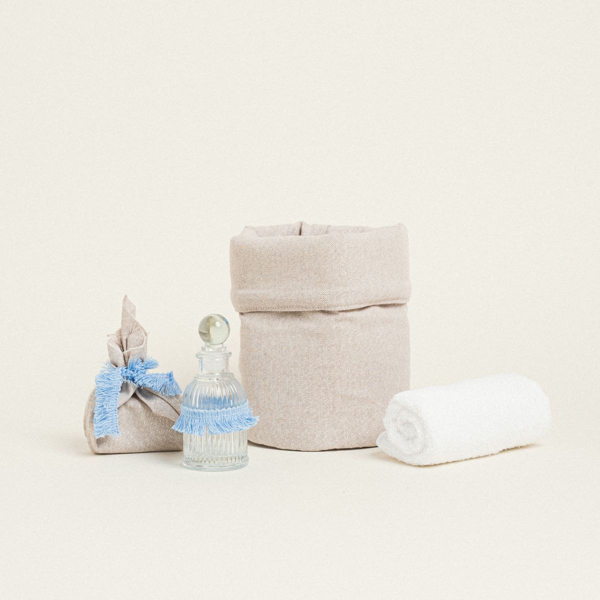 d4d04d3d-f990-44c3-9d35-8b74fdbd2912