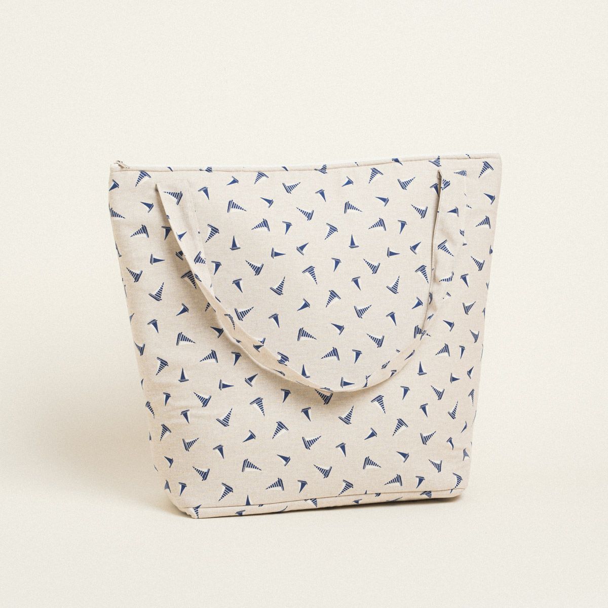 f5d8ecd3-1c64-4b0e-9c55-afc109f3ecf0