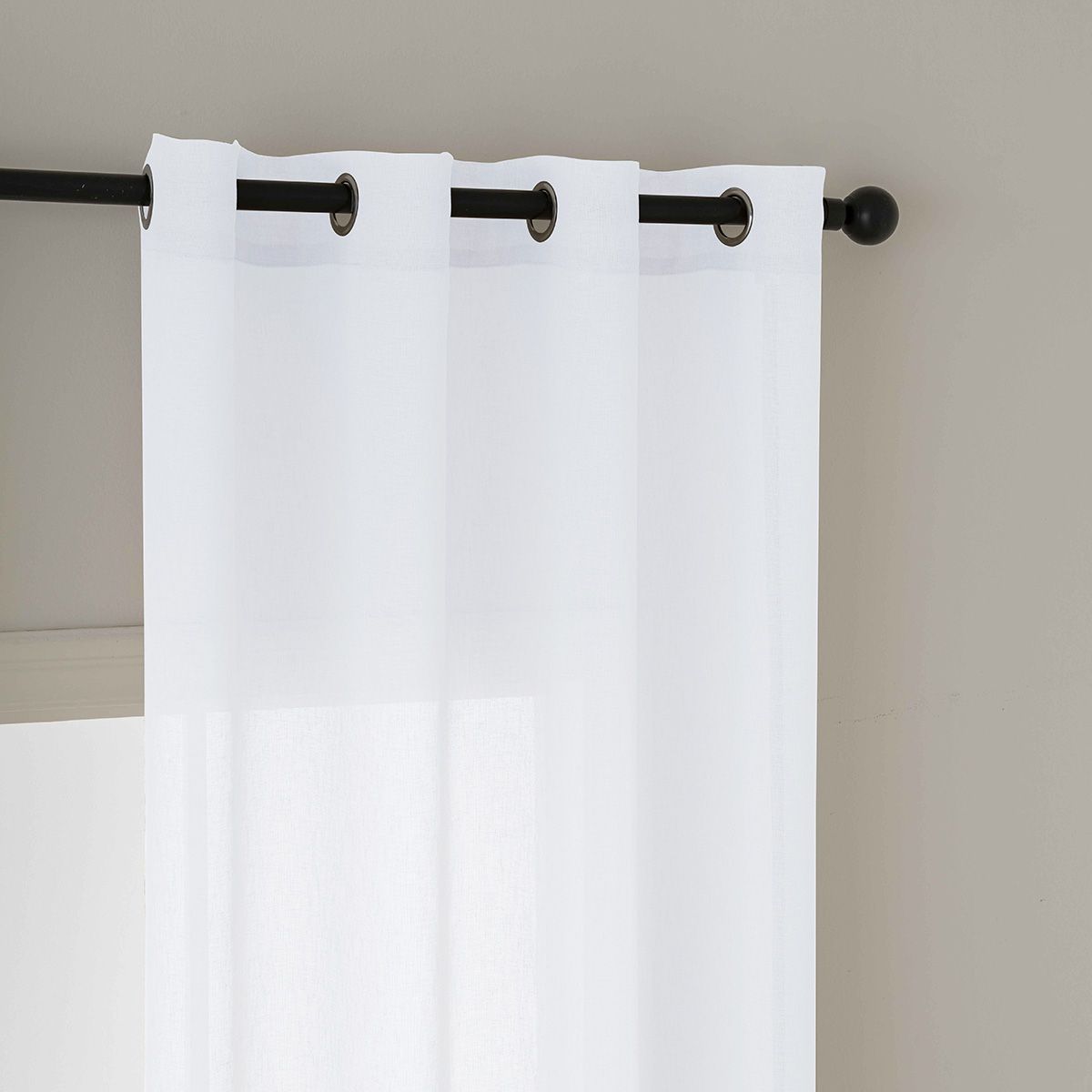 8447_white_5